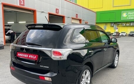 Mitsubishi Outlander III рестайлинг 3, 2012 год, 1 250 000 рублей, 4 фотография