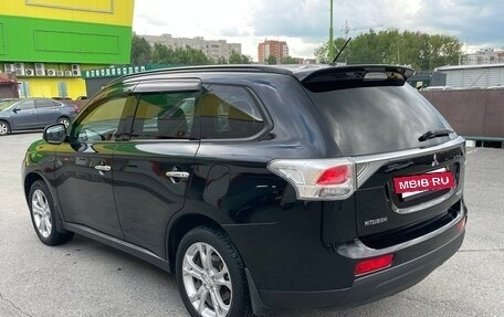 Mitsubishi Outlander III рестайлинг 3, 2012 год, 1 250 000 рублей, 5 фотография