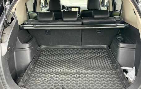Mitsubishi Outlander III рестайлинг 3, 2012 год, 1 250 000 рублей, 22 фотография