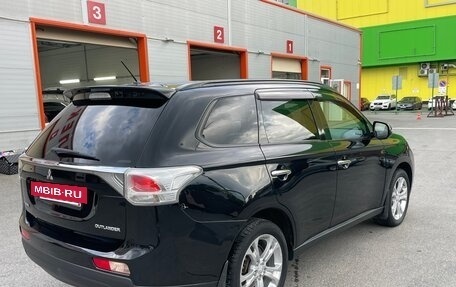 Mitsubishi Outlander III рестайлинг 3, 2012 год, 1 250 000 рублей, 3 фотография
