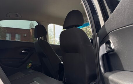 Volkswagen Polo VI (EU Market), 2011 год, 680 000 рублей, 4 фотография