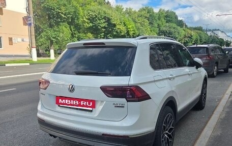 Volkswagen Tiguan II, 2017 год, 2 450 000 рублей, 2 фотография