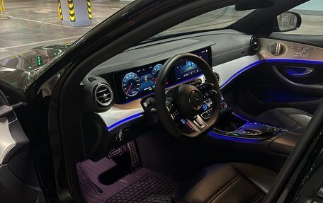 Mercedes-Benz E-Класс AMG, 2021 год, 6 250 000 рублей, 7 фотография