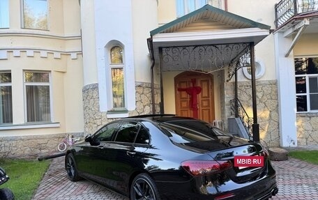 Mercedes-Benz E-Класс AMG, 2021 год, 6 250 000 рублей, 2 фотография