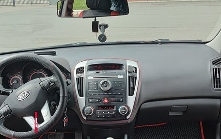 KIA cee'd I рестайлинг, 2011 год, 670 000 рублей, 17 фотография