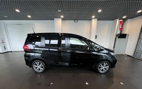 Honda Freed II, 2020 год, 1 980 000 рублей, 2 фотография