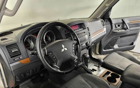 Mitsubishi Pajero IV, 2007 год, 1 460 000 рублей, 8 фотография