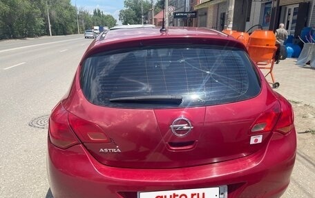 Opel Astra J, 2010 год, 500 000 рублей, 2 фотография