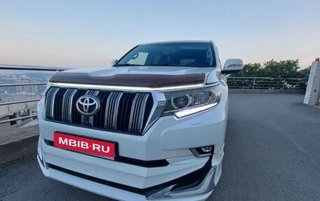 Toyota Land Cruiser Prado 150 рестайлинг 2, 2018 год, 4 950 000 рублей, 1 фотография