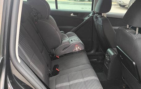 Volkswagen Tiguan I, 2010 год, 909 000 рублей, 10 фотография