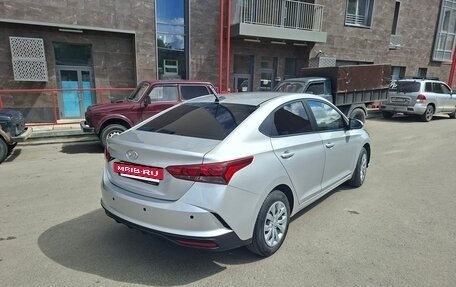 Hyundai Solaris II рестайлинг, 2021 год, 1 690 000 рублей, 6 фотография