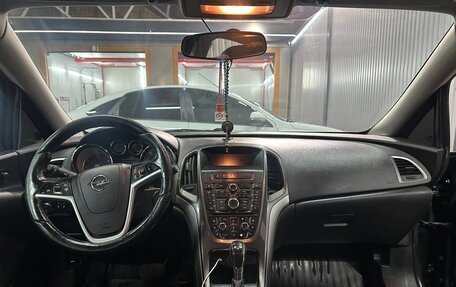 Opel Astra J, 2013 год, 780 000 рублей, 5 фотография