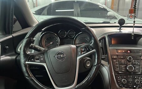 Opel Astra J, 2013 год, 780 000 рублей, 6 фотография