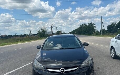 Opel Astra J, 2013 год, 780 000 рублей, 2 фотография