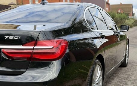 BMW 7 серия, 2016 год, 2 650 000 рублей, 17 фотография