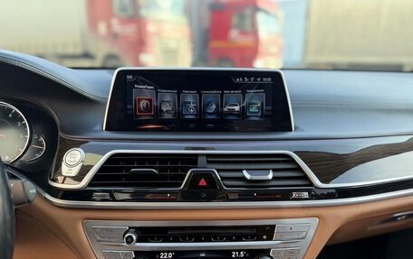 BMW 7 серия, 2016 год, 2 650 000 рублей, 28 фотография