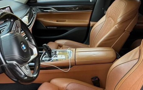 BMW 7 серия, 2016 год, 2 650 000 рублей, 34 фотография
