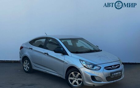 Hyundai Solaris II рестайлинг, 2013 год, 596 000 рублей, 3 фотография