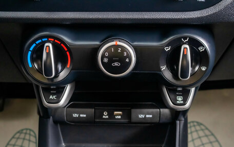 KIA Rio IV, 2017 год, 1 379 000 рублей, 19 фотография