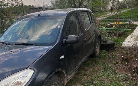 Renault Sandero I, 2010 год, 299 999 рублей, 2 фотография