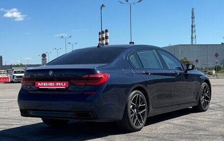 BMW 7 серия, 2015 год, 3 150 000 рублей, 8 фотография