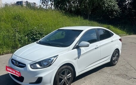 Hyundai Solaris II рестайлинг, 2014 год, 965 000 рублей, 2 фотография