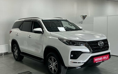 Toyota Fortuner II, 2021 год, 4 850 000 рублей, 2 фотография