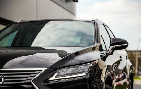 Lexus RX IV рестайлинг, 2016 год, 3 075 000 рублей, 2 фотография
