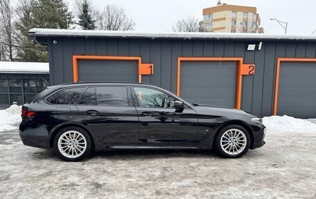 BMW 5 серия, 2021 год, 4 850 000 рублей, 4 фотография