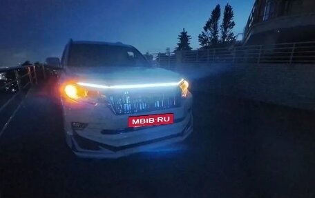 Toyota Land Cruiser Prado 150 рестайлинг 2, 2018 год, 4 950 000 рублей, 4 фотография