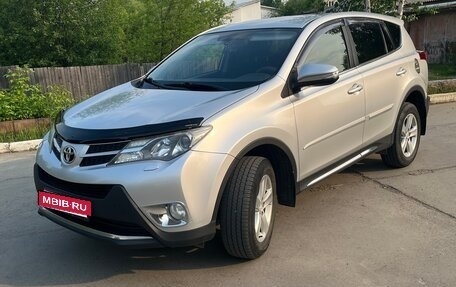 Toyota RAV4, 2013 год, 1 950 000 рублей, 2 фотография