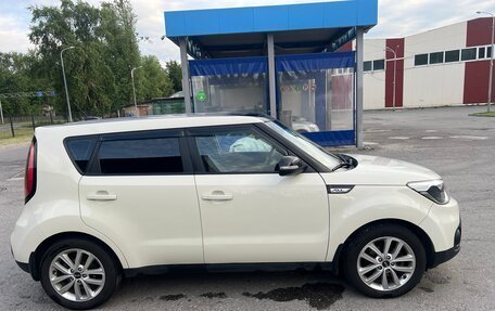 KIA Soul II рестайлинг, 2017 год, 1 070 000 рублей, 3 фотография