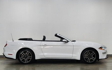 Ford Mustang VI рестайлинг, 2019 год, 2 950 000 рублей, 5 фотография