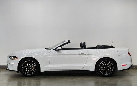 Ford Mustang VI рестайлинг, 2019 год, 2 950 000 рублей, 9 фотография
