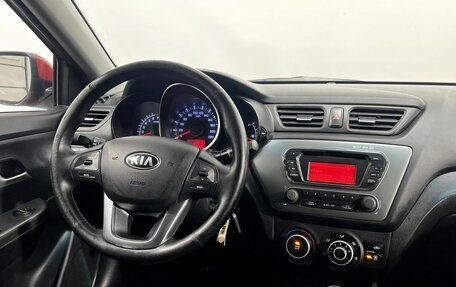 KIA Rio III рестайлинг, 2015 год, 990 000 рублей, 15 фотография