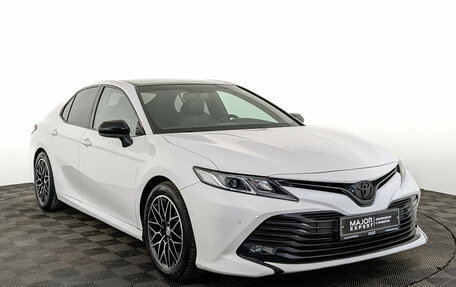 Toyota Camry, 2020 год, 2 600 000 рублей, 3 фотография