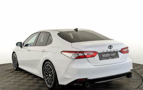 Toyota Camry, 2020 год, 2 600 000 рублей, 7 фотография