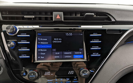 Toyota Camry, 2020 год, 2 600 000 рублей, 17 фотография