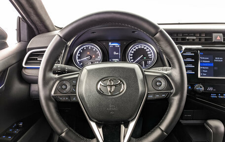 Toyota Camry, 2020 год, 2 600 000 рублей, 22 фотография