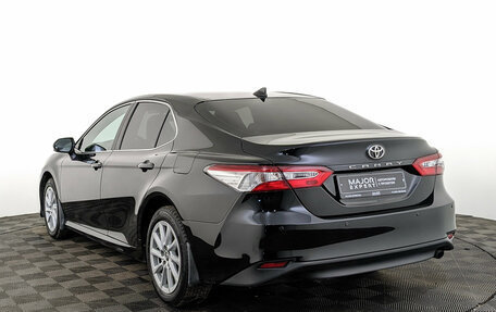 Toyota Camry, 2021 год, 2 590 000 рублей, 7 фотография