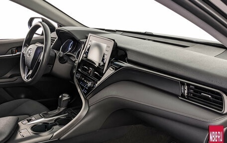 Toyota Camry, 2021 год, 2 590 000 рублей, 13 фотография
