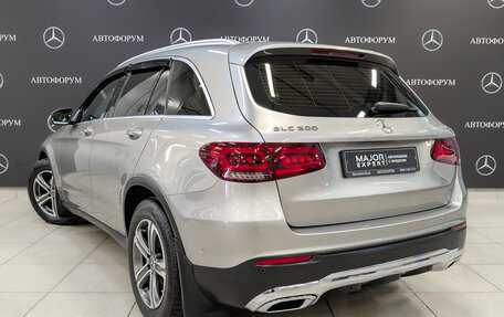 Mercedes-Benz GLC, 2021 год, 4 550 000 рублей, 7 фотография