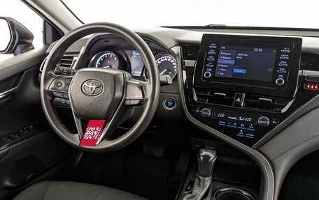 Toyota Camry, 2021 год, 2 590 000 рублей, 26 фотография