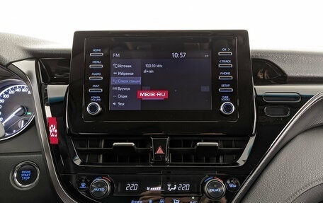 Toyota Camry, 2021 год, 2 590 000 рублей, 17 фотография