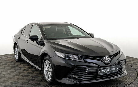Toyota Camry, 2020 год, 2 700 000 рублей, 3 фотография