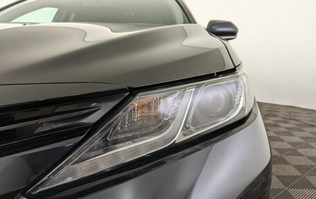Toyota Camry, 2020 год, 2 700 000 рублей, 11 фотография