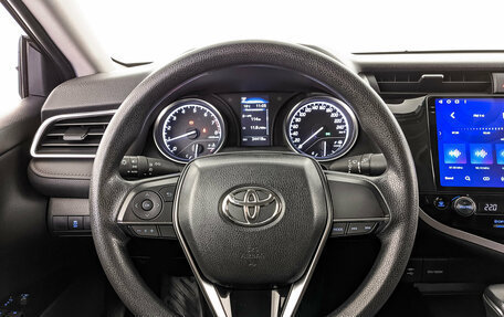 Toyota Camry, 2020 год, 2 700 000 рублей, 22 фотография