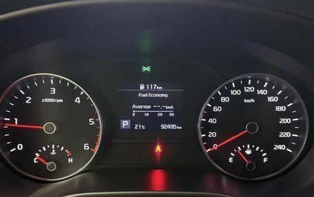 KIA Sportage IV рестайлинг, 2019 год, 2 380 000 рублей, 15 фотография