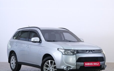 Mitsubishi Outlander III рестайлинг 3, 2013 год, 1 399 000 рублей, 1 фотография