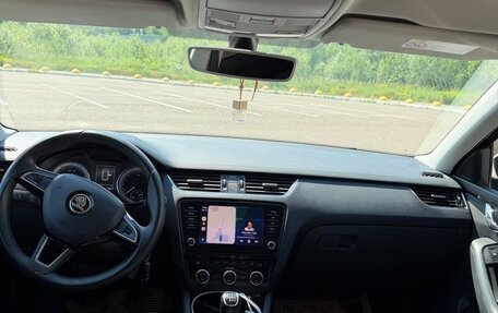 Skoda Octavia, 2017 год, 1 660 000 рублей, 8 фотография
